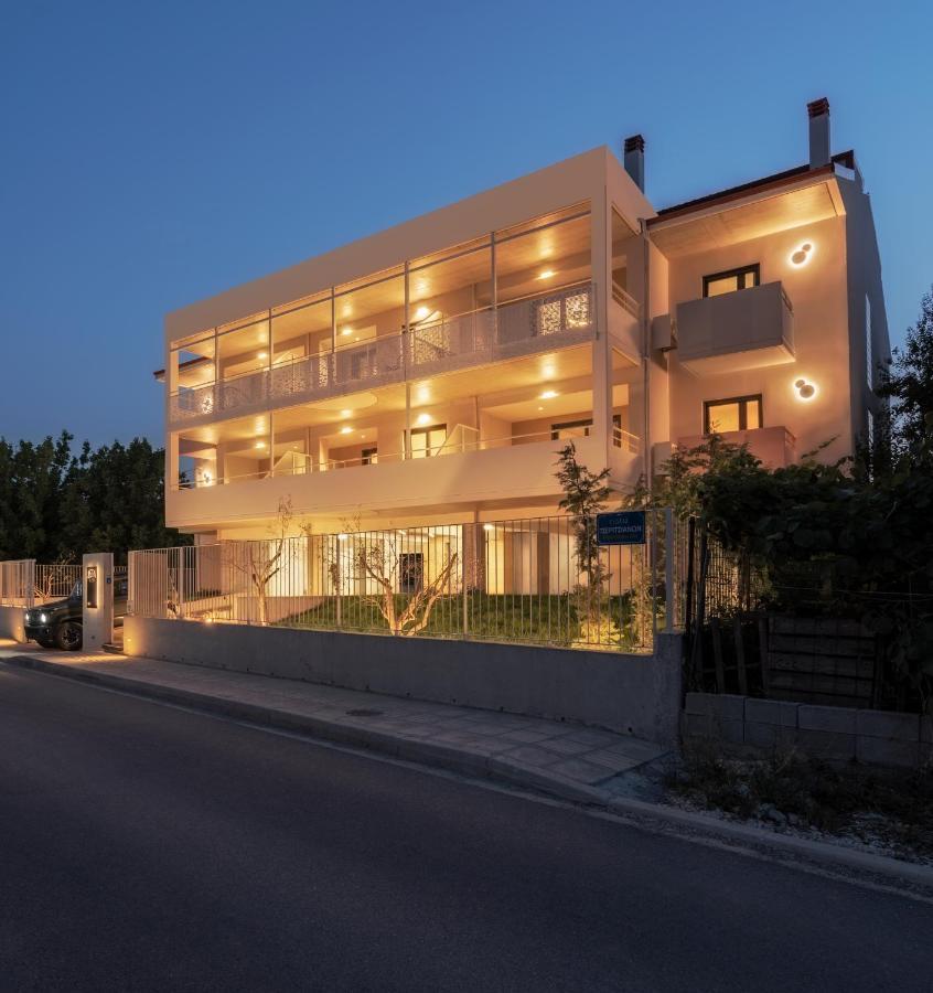 Astra In City Ioannina Bagian luar foto